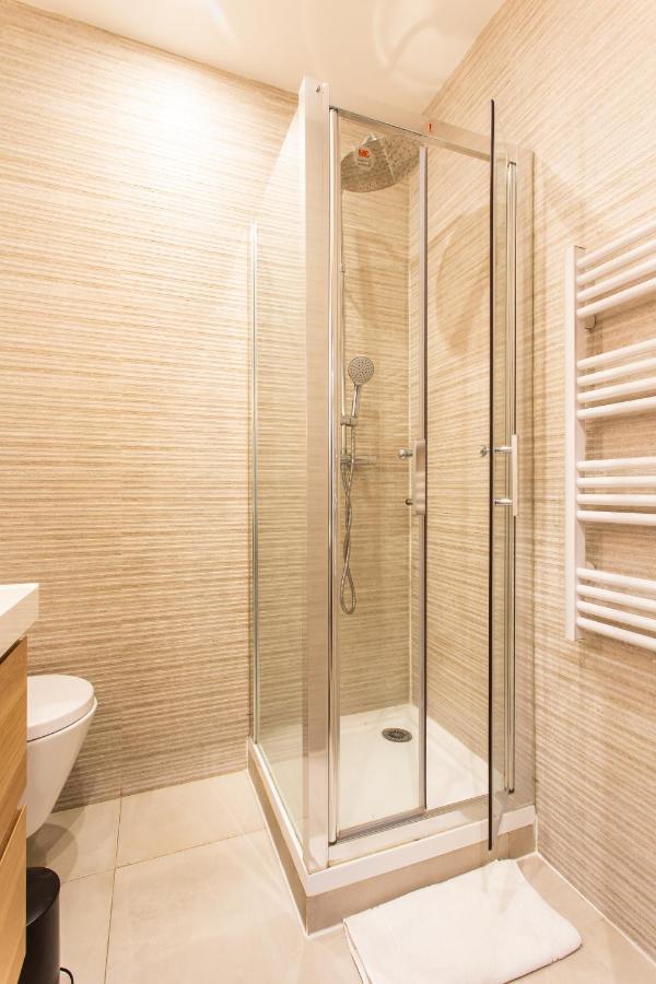 Hsh Moinon - Canal St-Martin Magnifique Appartement 2Br Париж Экстерьер фото